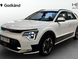 Vit (white) Begagnad 2022 Kia e-Niro 2 SUV | 309 900 kr (Dyr)