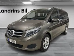 Grå (guldmetallic) Begagnad 2016 Mercedes V250 Minibuss | 299 000 kr (Dyr)