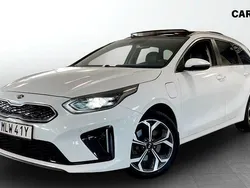 Vit Begagnad 2021 Kia Ceed Sportswagon 2 Kombi | 264 900 kr (Marknadspris)