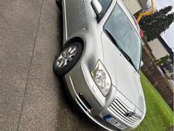 Silver Begagnad 2006 Toyota Avensis Kombi | 32 000 kr (Lite dyr)
