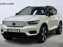 Vit Begagnad 2022 Volvo XC40 Plus SUV | 339 900 kr