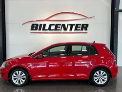 Röd Begagnad 2017 VW Golf VII Halvkombi | 129 800 kr (Dyr)
