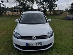 Vit Begagnad 2014 VW Golf VII Halvkombi | 145 000 kr (Bra pris)