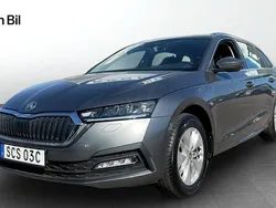 Grå Begagnad 2023 Skoda Octavia Ambition Kombi | 269 900 kr (Marknadspris)