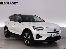 Vit Begagnad 2023 Volvo XC40 Plus SUV | 419 800 kr