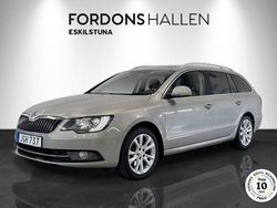 Ljusbrun Begagnad 2013 Skoda Superb Elegance Kombi | 114 900 kr (Lite dyr)