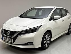 Vit Begagnad 2022 Nissan Leaf 360º Halvkombi | 179 000 kr (Bra pris)