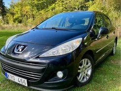 Svart Begagnad 2010 Peugeot 207 Halvkombi | 28 000 kr (Marknadspris)