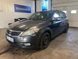 Grå Begagnad 2009 Kia Ceed Halvkombi | 28 000 kr (Marknadspris)