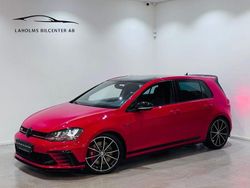 Flerfärgad Begagnad 2017 VW Golf VII GTI Clubsport Halvkombi | 259 900 kr (Lite dyr)