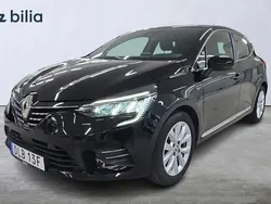 Svart Begagnad 2022 Renault Clio V Intens Halvkombi | 139 000 kr (Marknadspris)