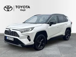 Vit Begagnad 2019 Toyota RAV4 Hybrid Style SUV | 299 000 kr (Marknadspris)
