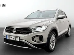 Grå Begagnad 2022 VW T-Roc SUV | 289 900 kr (Marknadspris)
