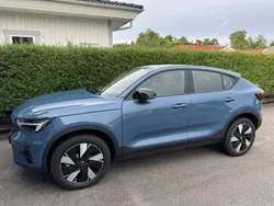Blå Begagnad 2024 Volvo C40 SUV | 439 000 kr