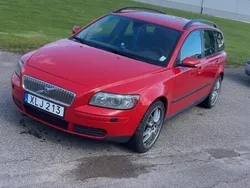 Röd Begagnad 2006 Volvo V50 Kombi | 19 900 kr (Bra pris)