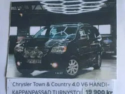 Svart Begagnad 2010 Chrysler Town & Country Minibuss | 70 000 kr