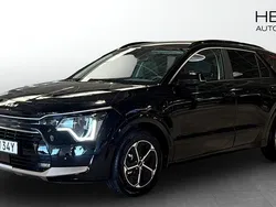 Svart (black) Ny 2025 Kia Niro Advance SUV | 367 000 kr (Bra pris)