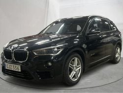 Svart Begagnad 2017 BMW X1 Sport Line SUV | 159 000 kr (Dyr)