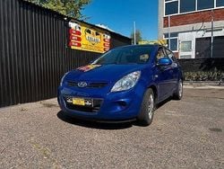 Blå Begagnad 2010 Hyundai i20 Select Halvkombi | 47 900 kr (Marknadspris)
