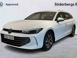 Vit Begagnad 2024 VW Passat Kombi | 359 000 kr