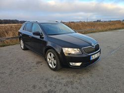 Metallic Begagnad 2014 Skoda Octavia Kombi | 75 000 kr (Marknadspris)