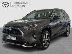 Grå Begagnad 2021 Toyota RAV4 Hybrid Premium SUV | 429 900 kr (Marknadspris)