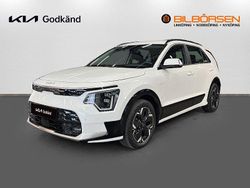 Vit Begagnad 2022 Kia e-Niro SUV | 309 900 kr (Dyr)