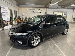 Svart Begagnad 2010 Honda Civic Sport Halvkombi | 59 900 kr (Marknadspris)