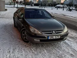 Grå Begagnad 2004 Peugeot 607 Sedan | 15 000 kr