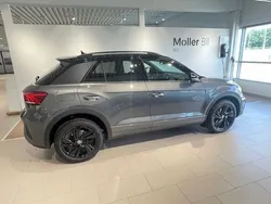 Grå (indium grey metallic blac) Ny 2025 VW T-Roc R-line SUV | 447 000 kr (Lite dyr)