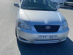 Silver Begagnad 2003 Toyota Corolla Halvkombi | 25 000 kr (Superpris)