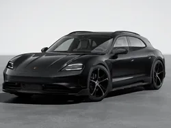 Ny 2025 Porsche Taycan Cross Turismo Sedan | 1 574 600 kr
