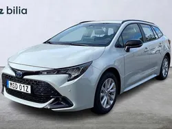 Grå Ny 2025 Toyota Corolla Active Kombi | 357 500 kr (Marknadspris)