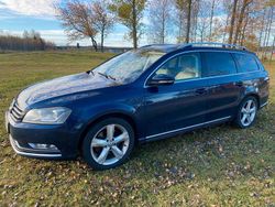 Mörkblå (blå) Begagnad 2012 VW Passat Kombi | 49 900 kr (Bra pris)