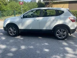 Vit Begagnad 2012 Nissan Qashqai SUV | 60 000 kr (Bra pris)