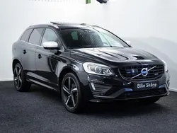 Svart Begagnad 2015 Volvo XC60 R-Design Momentum SUV | 142 900 kr (Marknadspris)