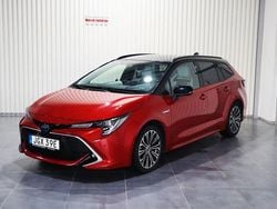 Röd Begagnad 2019 Toyota Corolla Executive Kombi | 234 900 kr (Marknadspris)