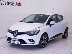 Vit Begagnad 2016 Renault Clio IV Zen Halvkombi | 75 000 kr (Marknadspris)