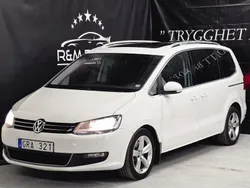 Vit Begagnad 2012 VW Sharan Minibuss | 94 800 kr (Marknadspris)