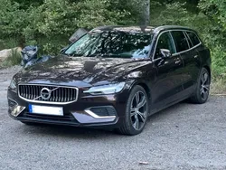 Brun Begagnad 2020 Volvo V60 Inscription Kombi | 369 900 kr (Marknadspris)