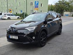 Begagnad 2018 Toyota RAV4 Hybrid Edition SUV | 250 000 kr (Marknadspris)