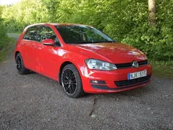 Röd Begagnad 2013 VW Golf VII Halvkombi | 79 900 kr (Dyr)