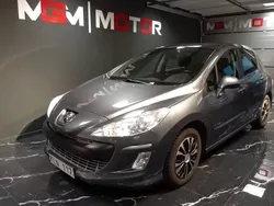 Grå Begagnad 2008 Peugeot 308 Halvkombi | 65 000 kr (Marknadspris)