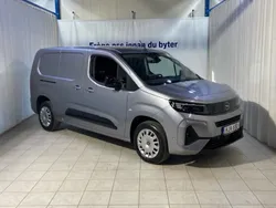 Grå (quartz grey) Begagnad 2024 Opel Combo Elite Minibuss | 349 000 kr
