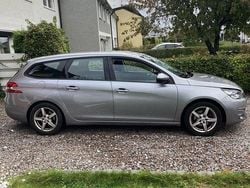Grå Begagnad 2015 Peugeot 308 Active Kombi | 75 000 kr (Marknadspris)