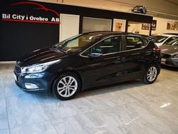 Svart Begagnad 2013 Kia Ceed Comfort Halvkombi | 79 900 kr (Marknadspris)