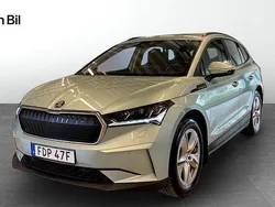 Silver (arctic silver metallic) Begagnad 2022 Skoda Enyaq iV SUV | 319 900 kr (Marknadspris)