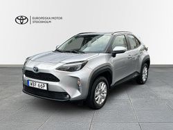 Silver Begagnad 2024 Toyota Yaris Cross Active SUV | 284 900 kr (Marknadspris)