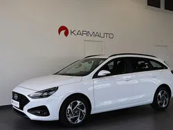 Vit Ny 2025 Hyundai i30 Essential Kombi | 298 900 kr (Dyr)