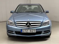 Blå Begagnad 2011 Mercedes C180 Sedan | 140 000 kr (Marknadspris)